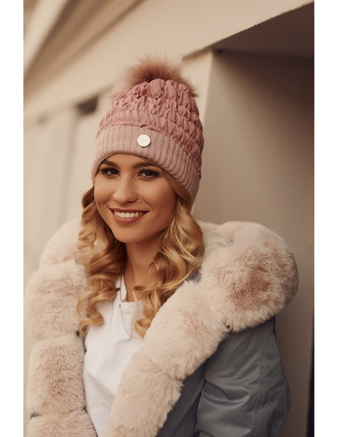 Rüschenhut mit Glitzer und Bommel, rosa C59 – Online-Shop – Boutique